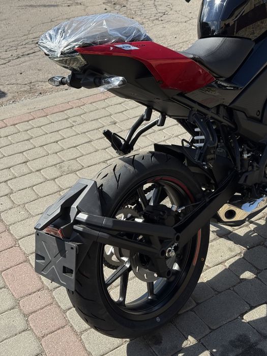 Мотоцикл CFMOTO 250NK LITE