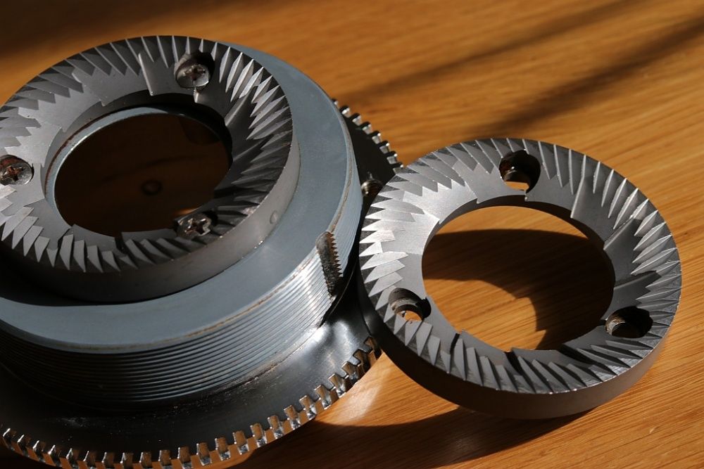 Професійна кавомолка. Кофемолка прямого помола Quamar M80E