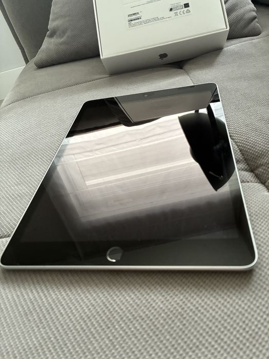 Ipad  64 GB 9generacja - jak nowy
