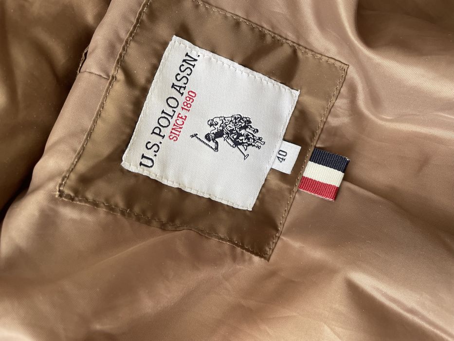 Жіноча зимова куртка U.S. Polo Assn. коричнева, розмір 40