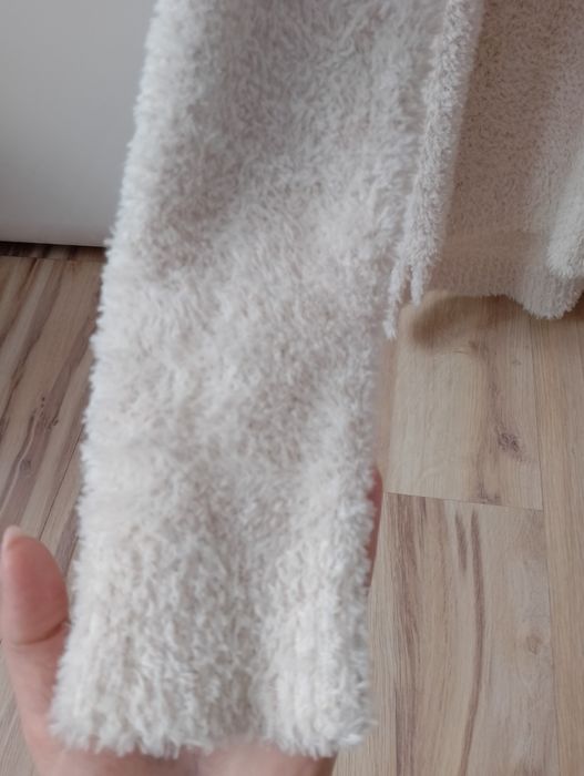 Sweterek z golfem S/M