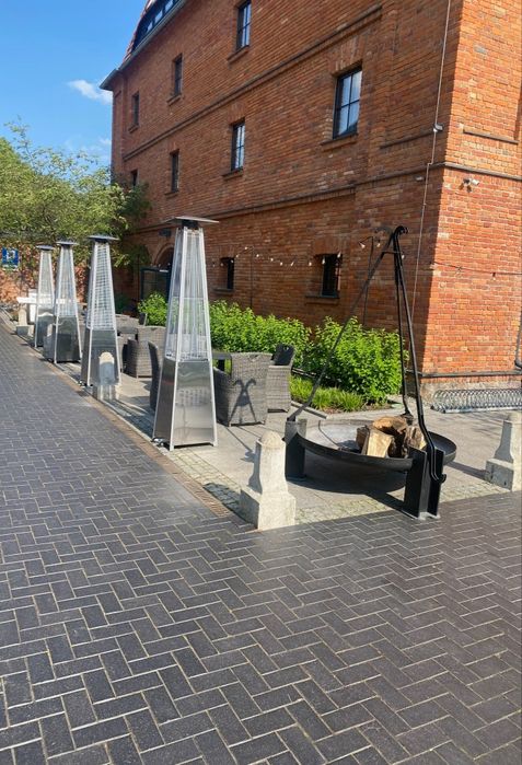 Promienniki/ogrzewacze/piramidy/palniki gazowe