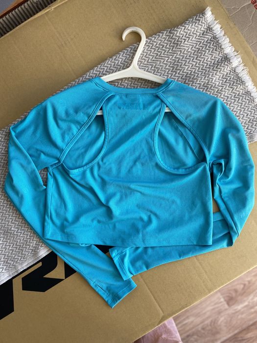 Лонгслів Gymshark; лонг для спорту; спортивний одяг; gymshark