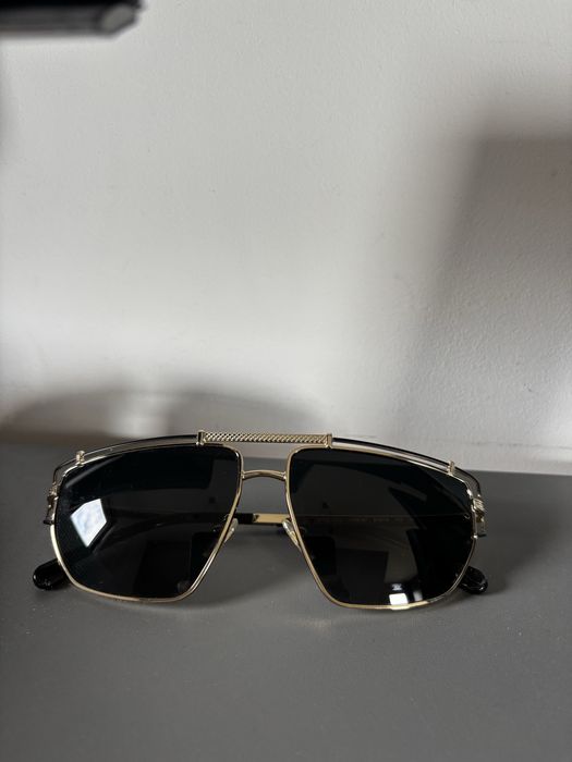 Okulary przeciwsłoneczne marki Versace+ pokrowiec