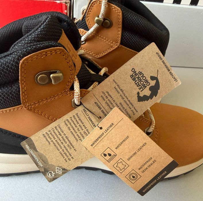 Черевики (ботинки) Helly Hansen Boots Kelvin Mid