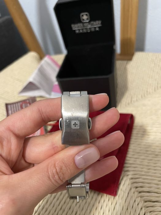 Швейцарские часы Swiss military Hanowa женские