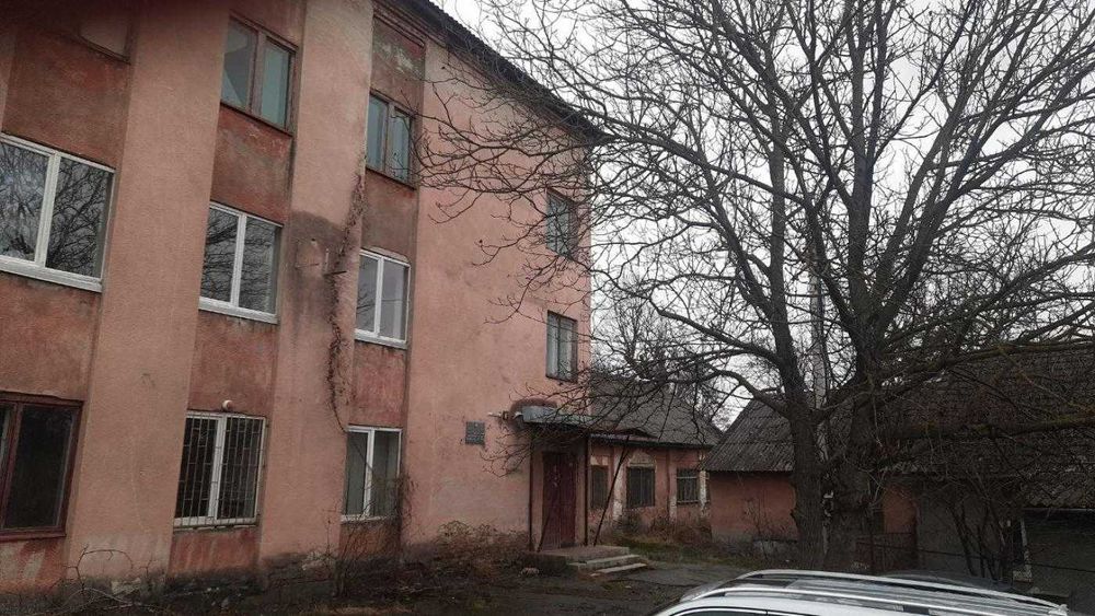 Продаж / Окремостояча будівля / Заводська 10/ Пустомити/Львівська область