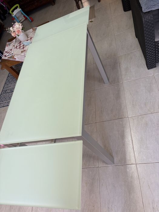 Mesa Vidro com estrutura metal