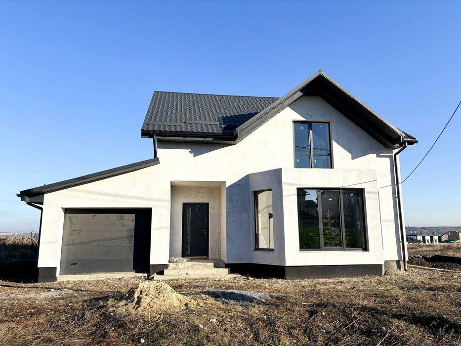 ОКРЕМОСТОЯЧИЙ  БУДИНОК  Локація: масив Кришталевий