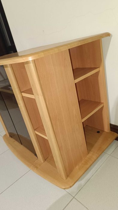 Vendo móvel de televisão