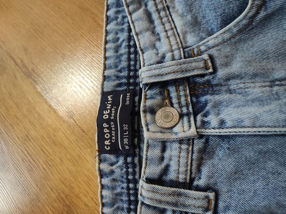 Spodnie jeans Cropp Loose 32