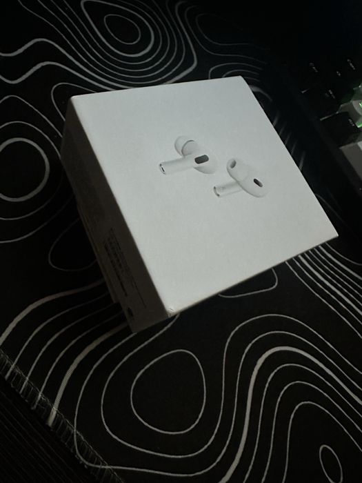 Airpods 2 pro люк