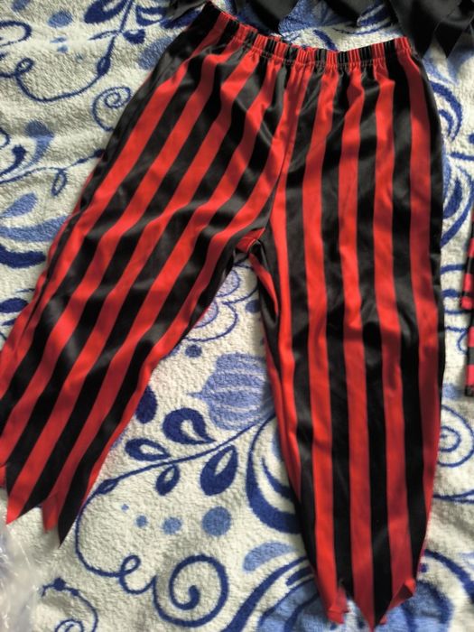 Маскарадний костюм для хлопчика на 5-6 років