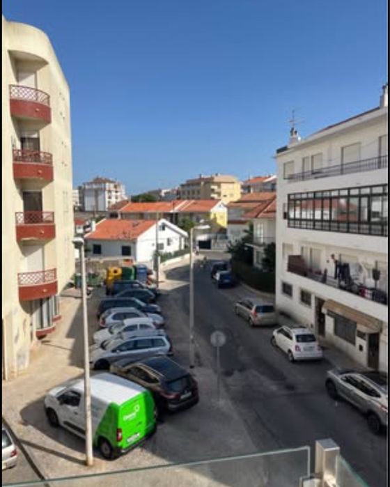 2 quartos Mem Martins 2 de abril