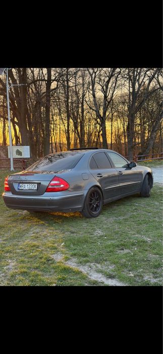 Mercedes w211 e200