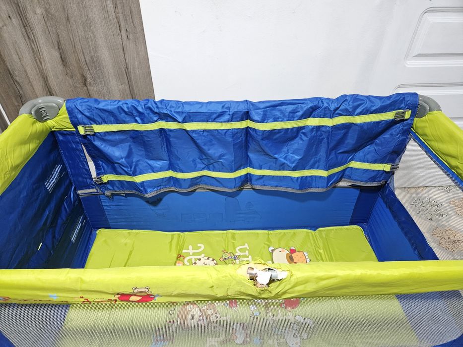 Berço portatil de viagem