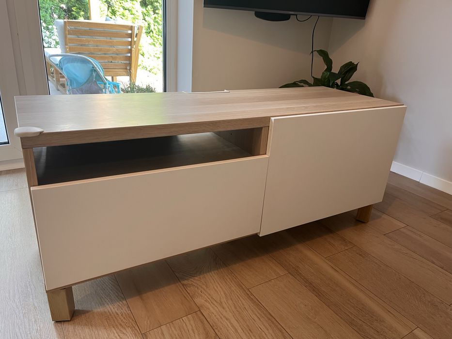 Szafka RTV z IKEA