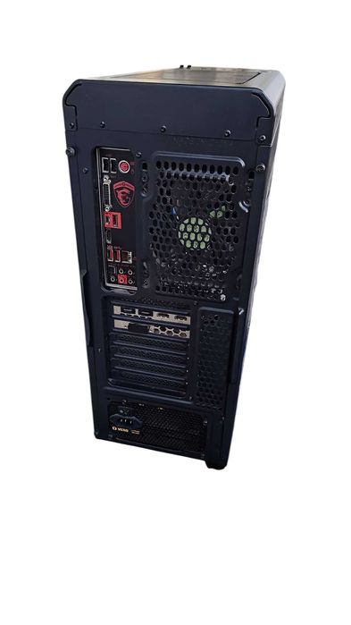 Komputer PC i-7,RAM 16Gb, SSG 256Gb