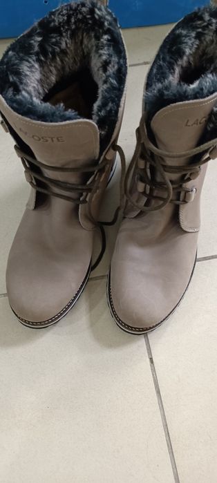 Продам зимові взуття жіноче