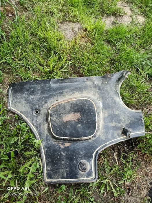 Osłona boczna motoru  shl