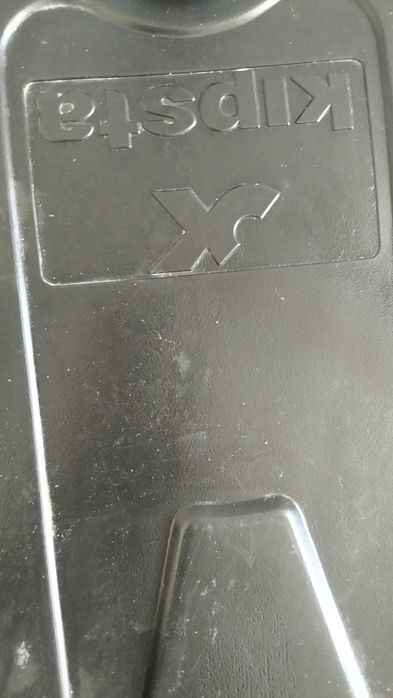 Cesta de basquete da marca Kipsta