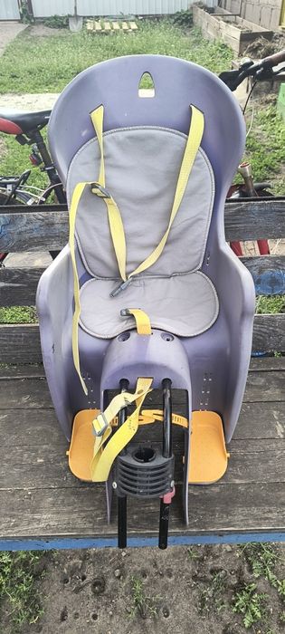 Дитяче сидіння на велосипед