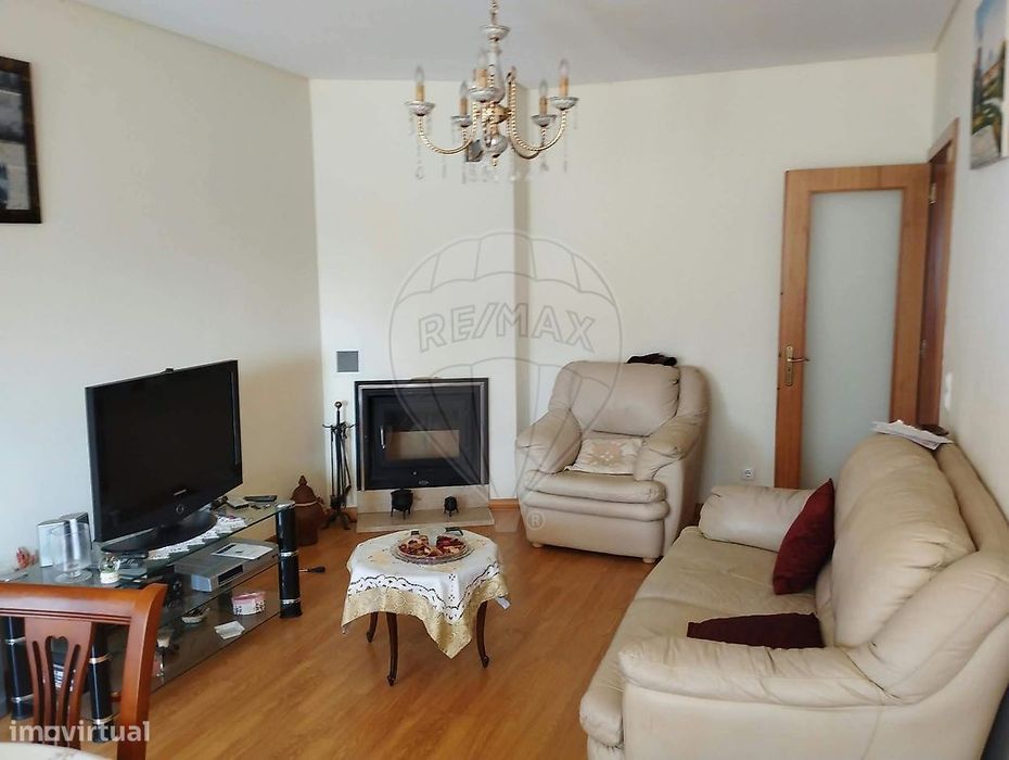 Apartamento T2 para arrendamento