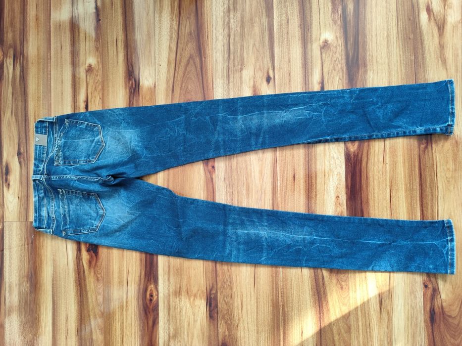 GUESS Dżinsy damskie rozm.24.Oryginał. OKAZJA!!!