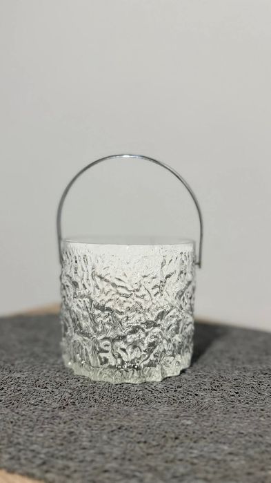 Loiças de utilidade e decoração cada peça 10 euros