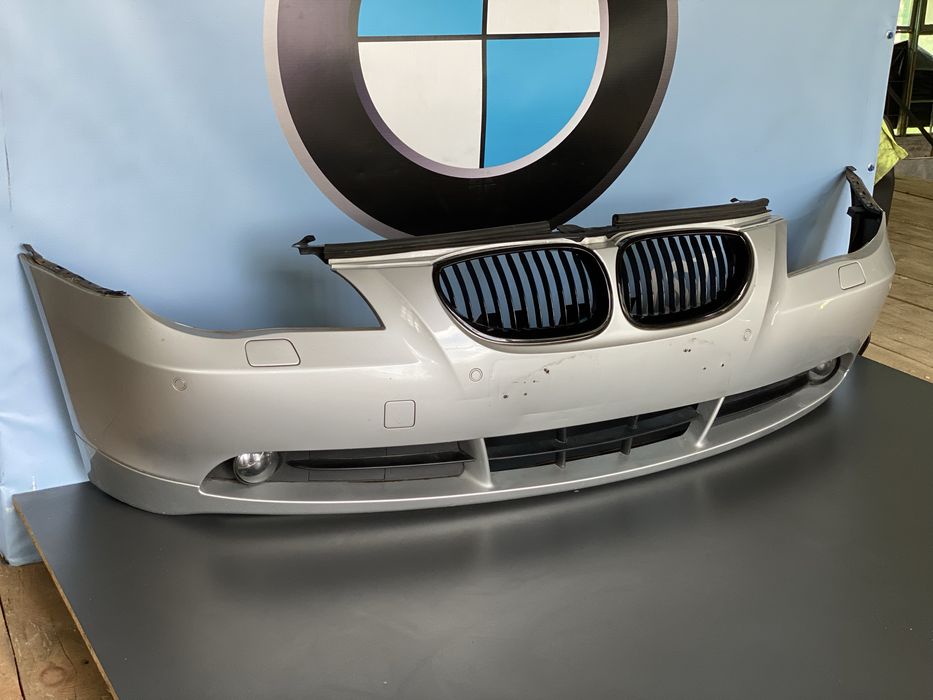 Передній бампер BMW E60 E61 Дорест 354 Titan Silver Сірий БМВ Е60 Е61