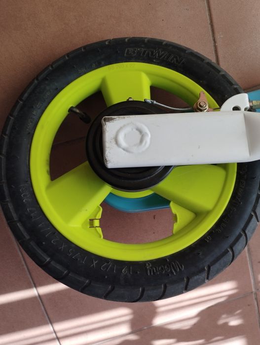 Bicicleta usada para crianças