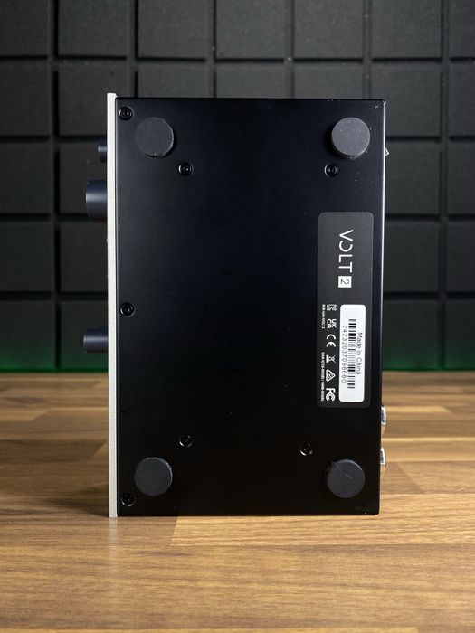 Universal Audio Volt 2 (Доставим курьером - БЕСПЛАТНО!)