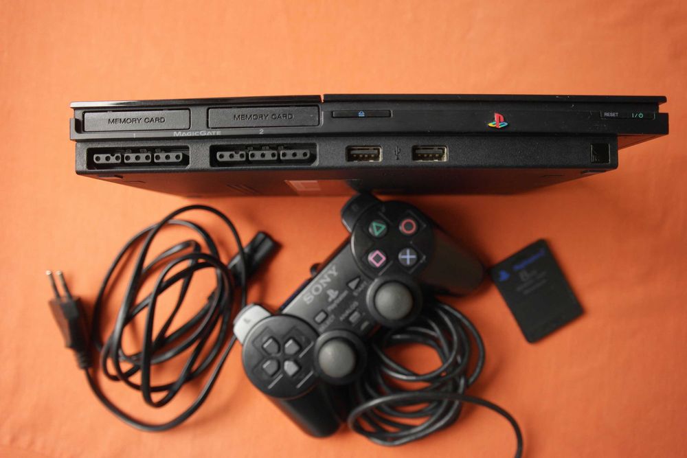 Игровая консоль Sony PlayStation 2 Slim SCPH-90008