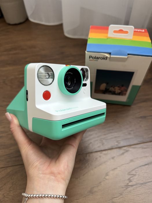 Камера Polaroid Now Mint