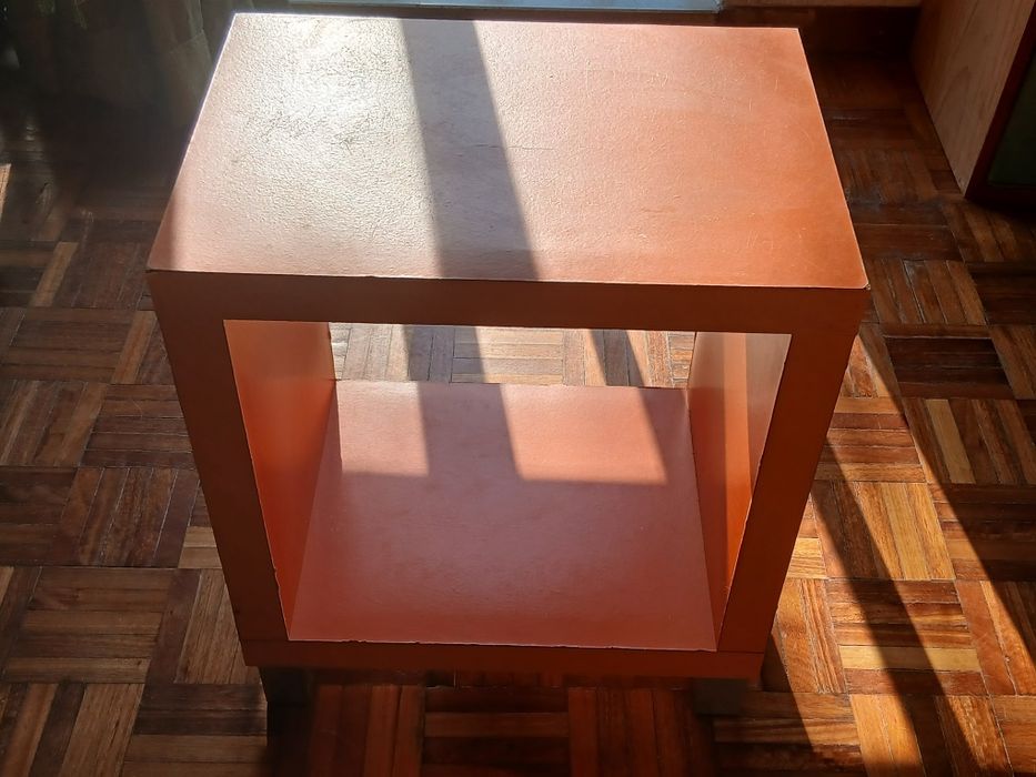 Mesa de cabeceira