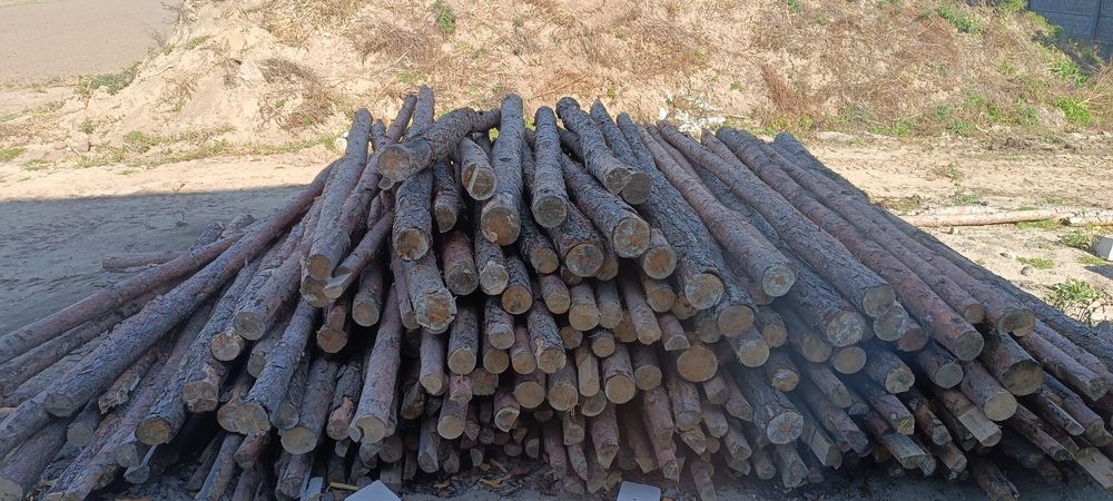 Stemple deska szalunkowa.