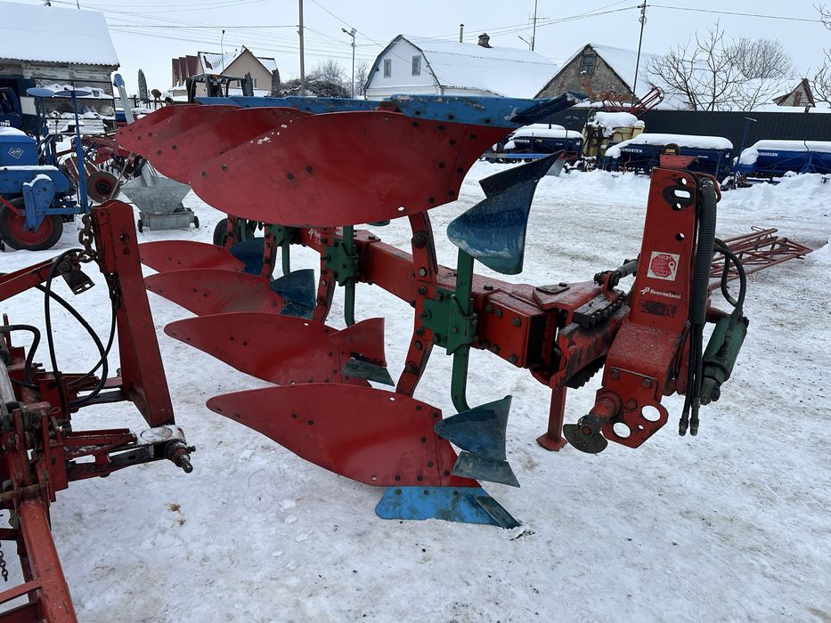 Плуг оборотний 4 корпусний Kverneland  LD 100