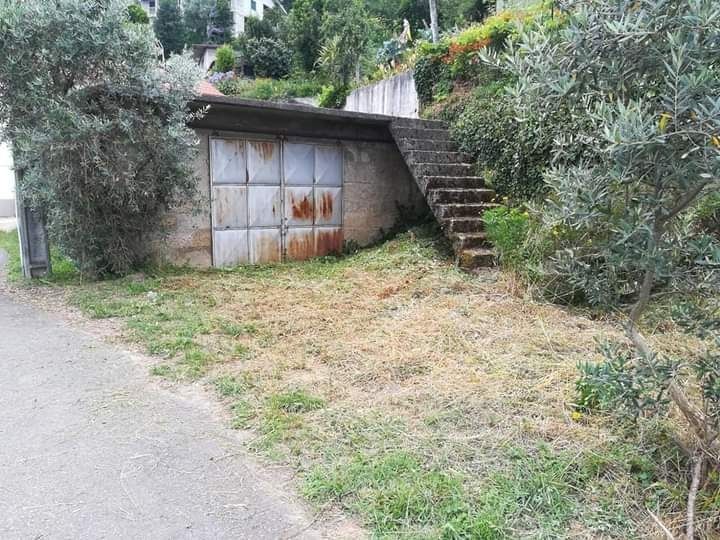 Terrenos rústicos ou urbanos, Casa de campo antiga para restauro...