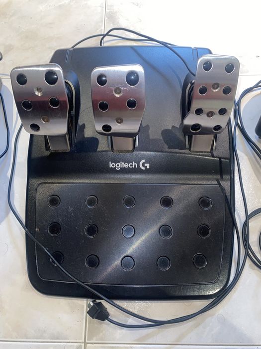 Volante logitech g923 + pedais + manete