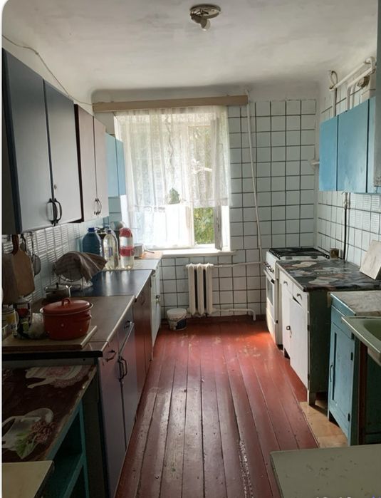 Продам 1 кімнату Польова