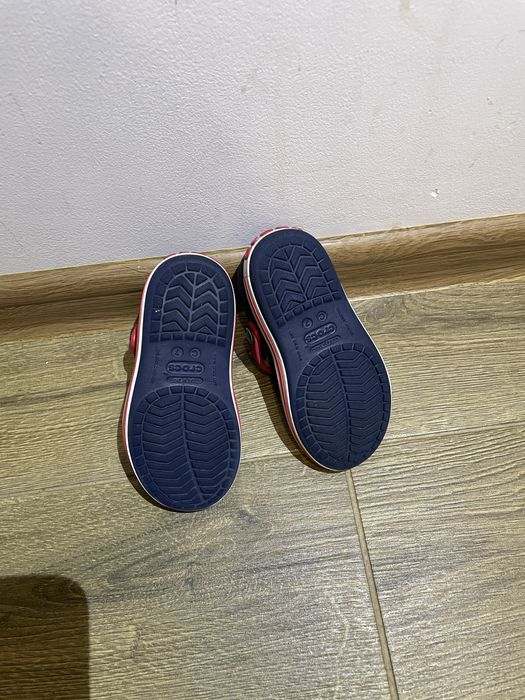 Сандали Crocs C7