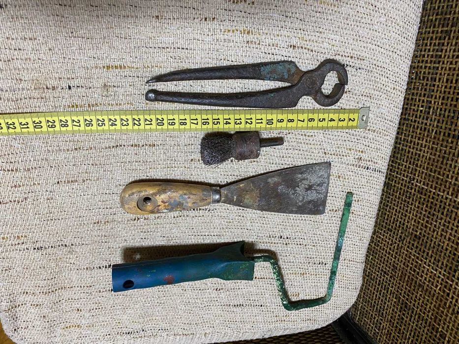 Кусачки гвоздодер клещи СССР кельма шпатель Щётки по металлу