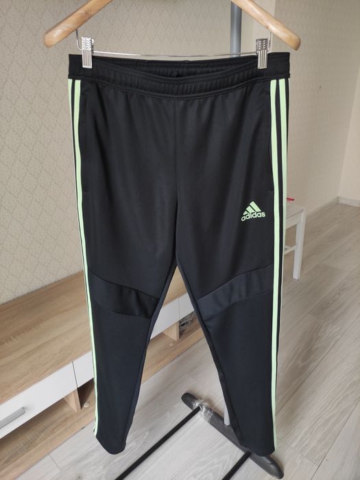 Штани спортивні Adidas  Climacool роз.  М