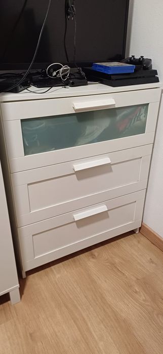 Cómoda e mesa Cabeceira