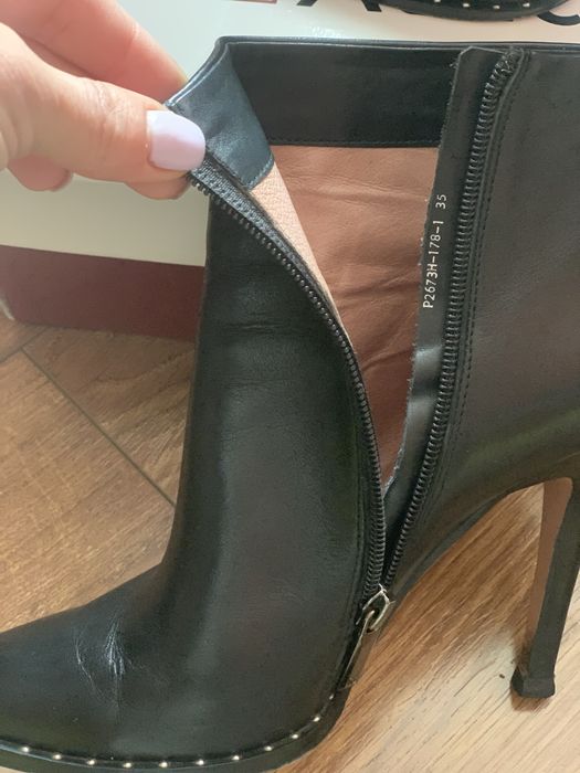 Продам , шкіряні , розмір 35