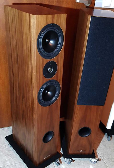 Studio 16 Hertz Minas Anor IVs fabrycznie nowe