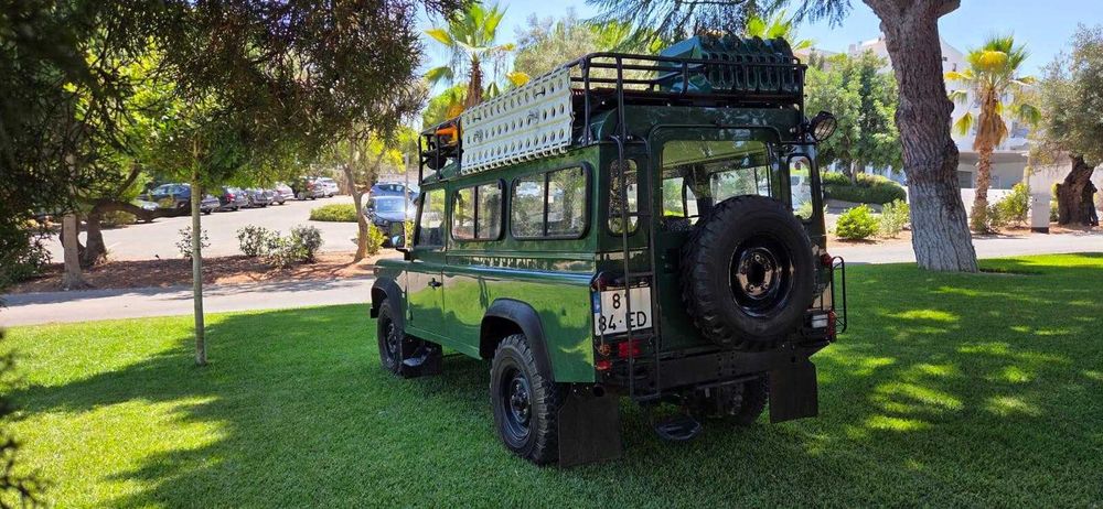 Landrover Defender