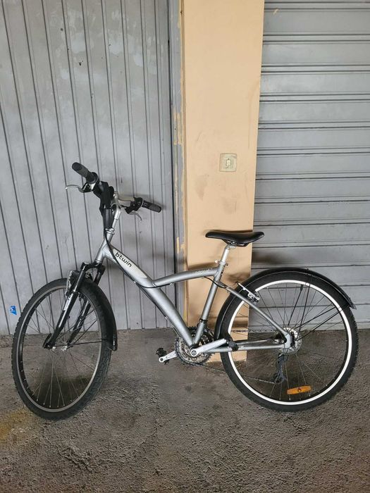 Bicicleta como nova, em ótimas condições de uso, vai com cadeado