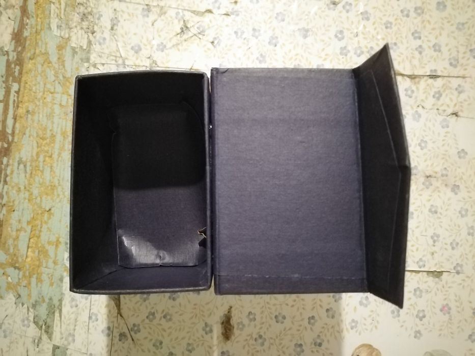 Vendo caixas  novas para ouro bom estado