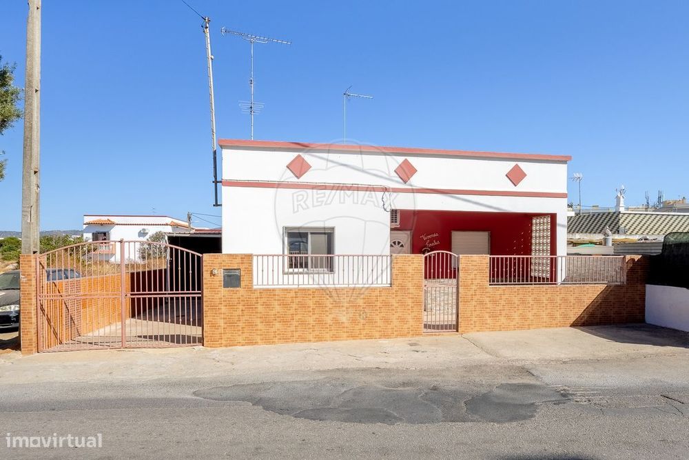 Moradia T4 para venda